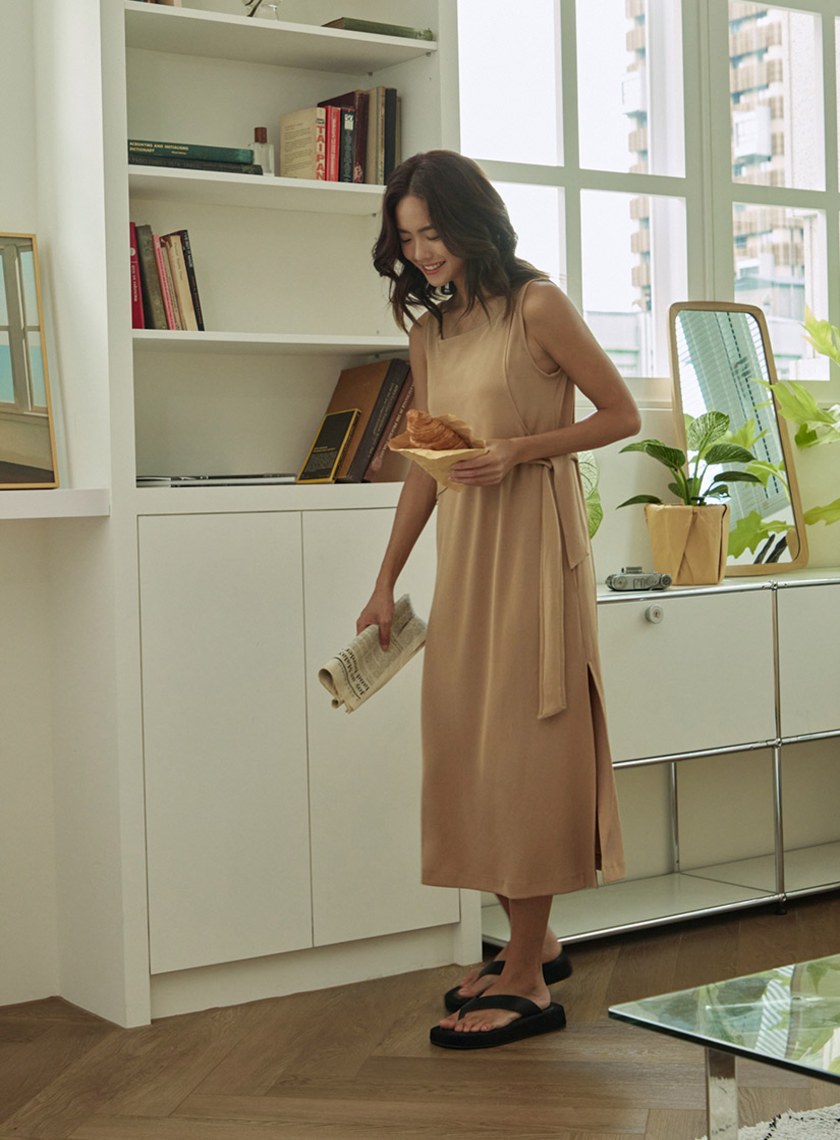 不對稱領休閒無袖綁帶洋裝